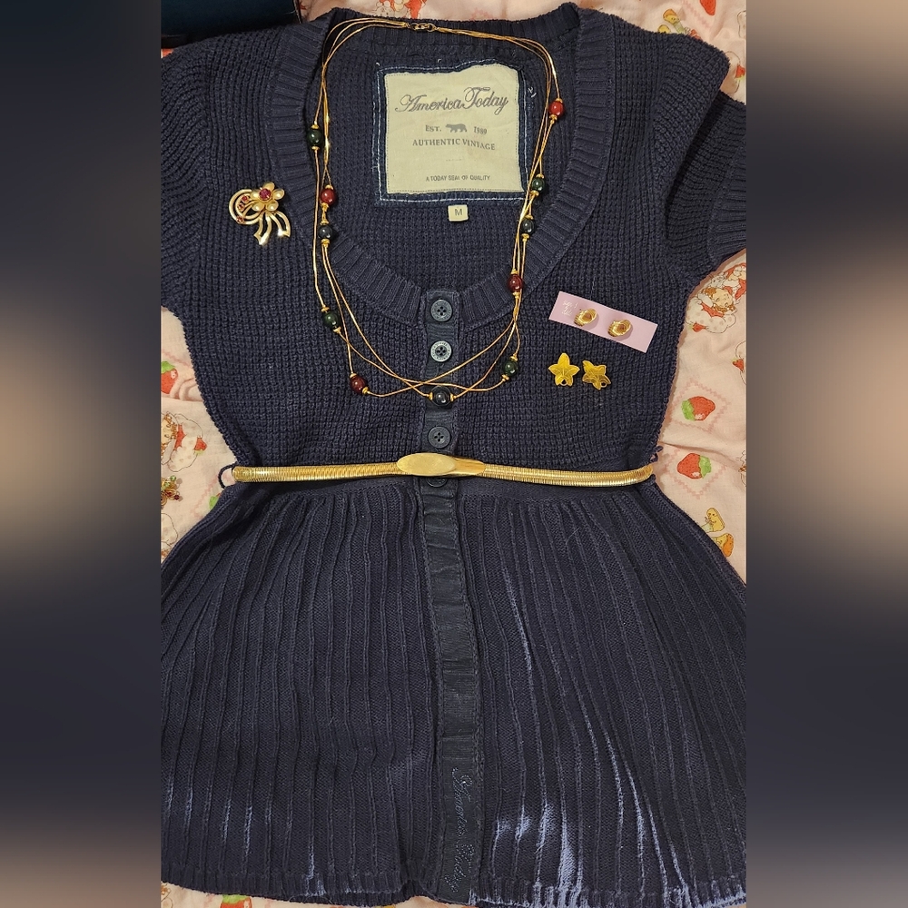 Vintage Blouse, with Accessories